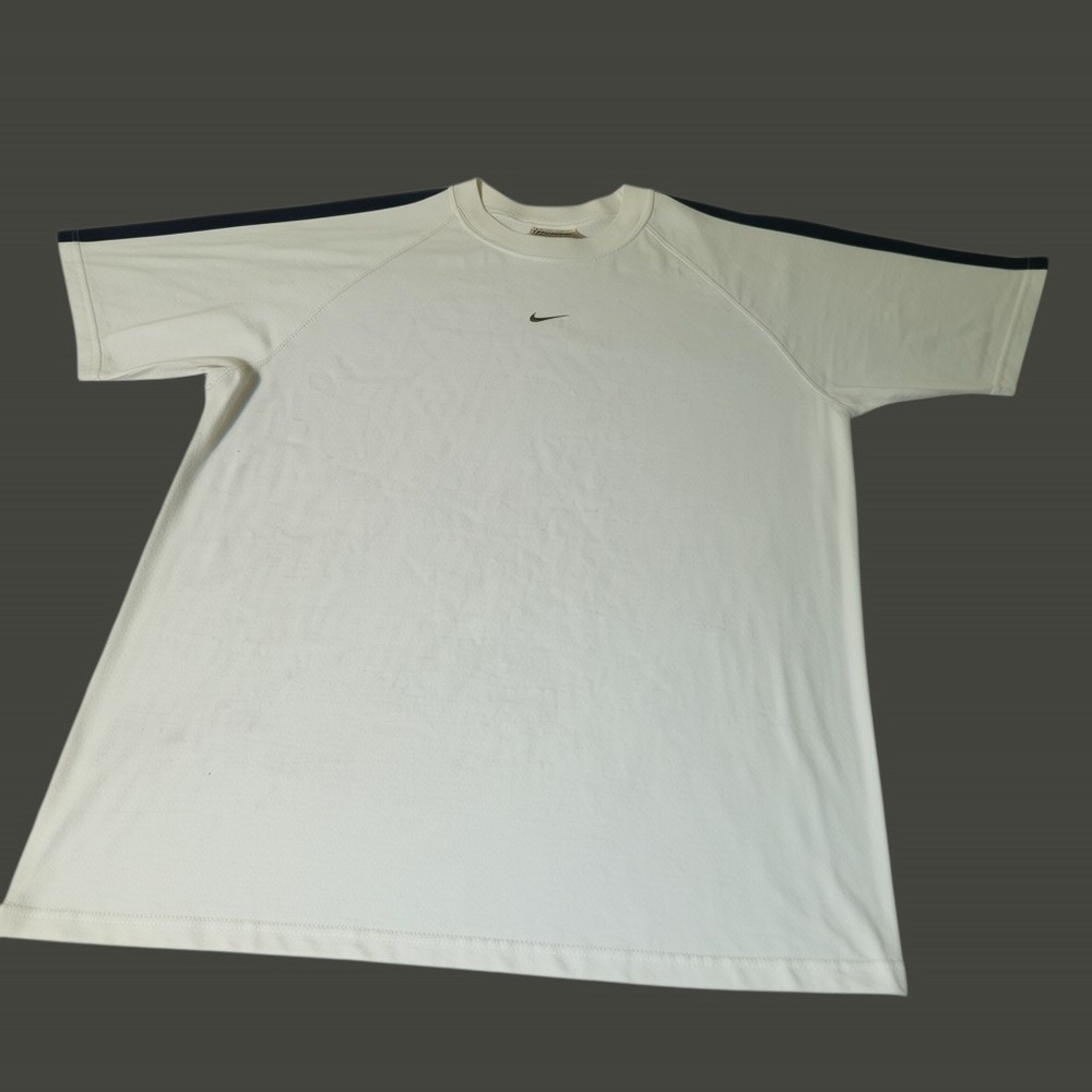 Nike T-Shirt Men L White Vintage Made in USA Embroidered Swoosh Raglan